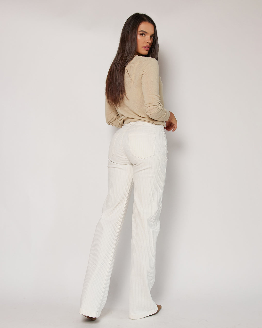 PANTALON DAMA BOTA RECTA TIRO ALTO REF. 18343-1